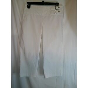 IZOD White Cropped Golf Pants Women's Size‎ 2 Buckle Detail